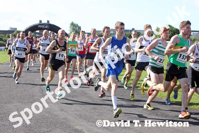 The start of the Tyne Bridge Harriers Exhibition Park 5k, Newcastle.